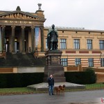 Tomas, Argos & Dexter at the State Art Museum